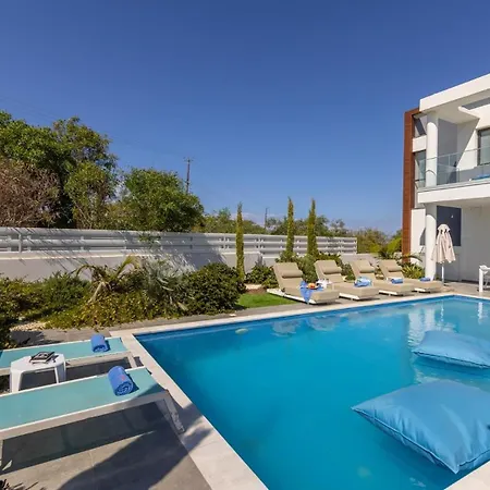 Diamond * Protaras