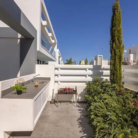 Diamond Villa
