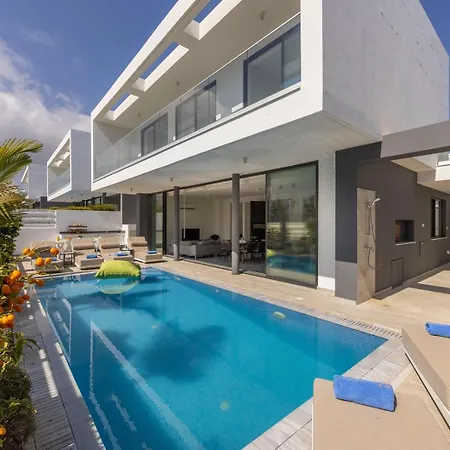 Diamond Villa